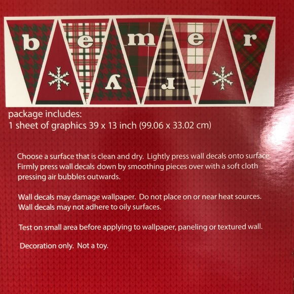 “be merry” wall decals NEW in BOX
Festive Self Adhesive Decor - Picture 3 of 4